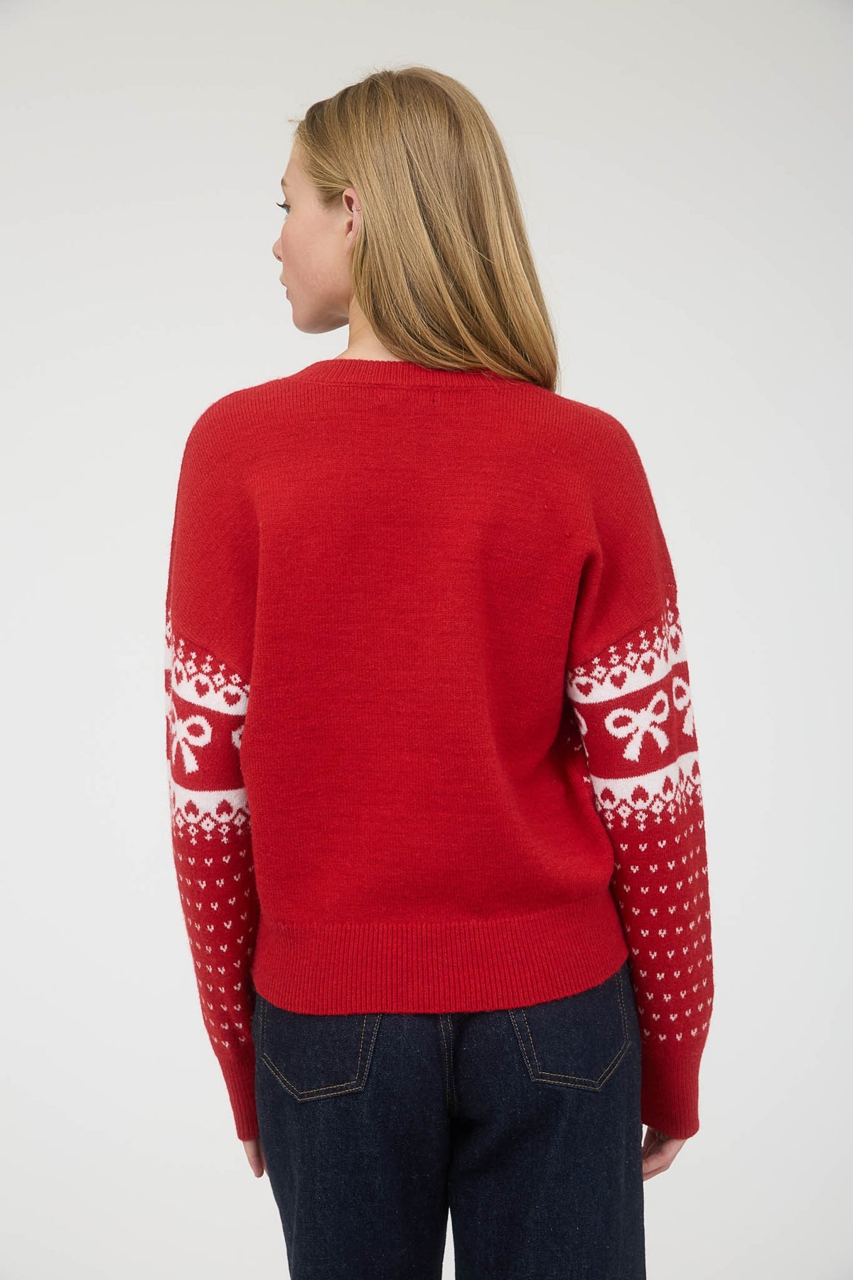 TW1965 Bow and Heart Jacquard Sweater