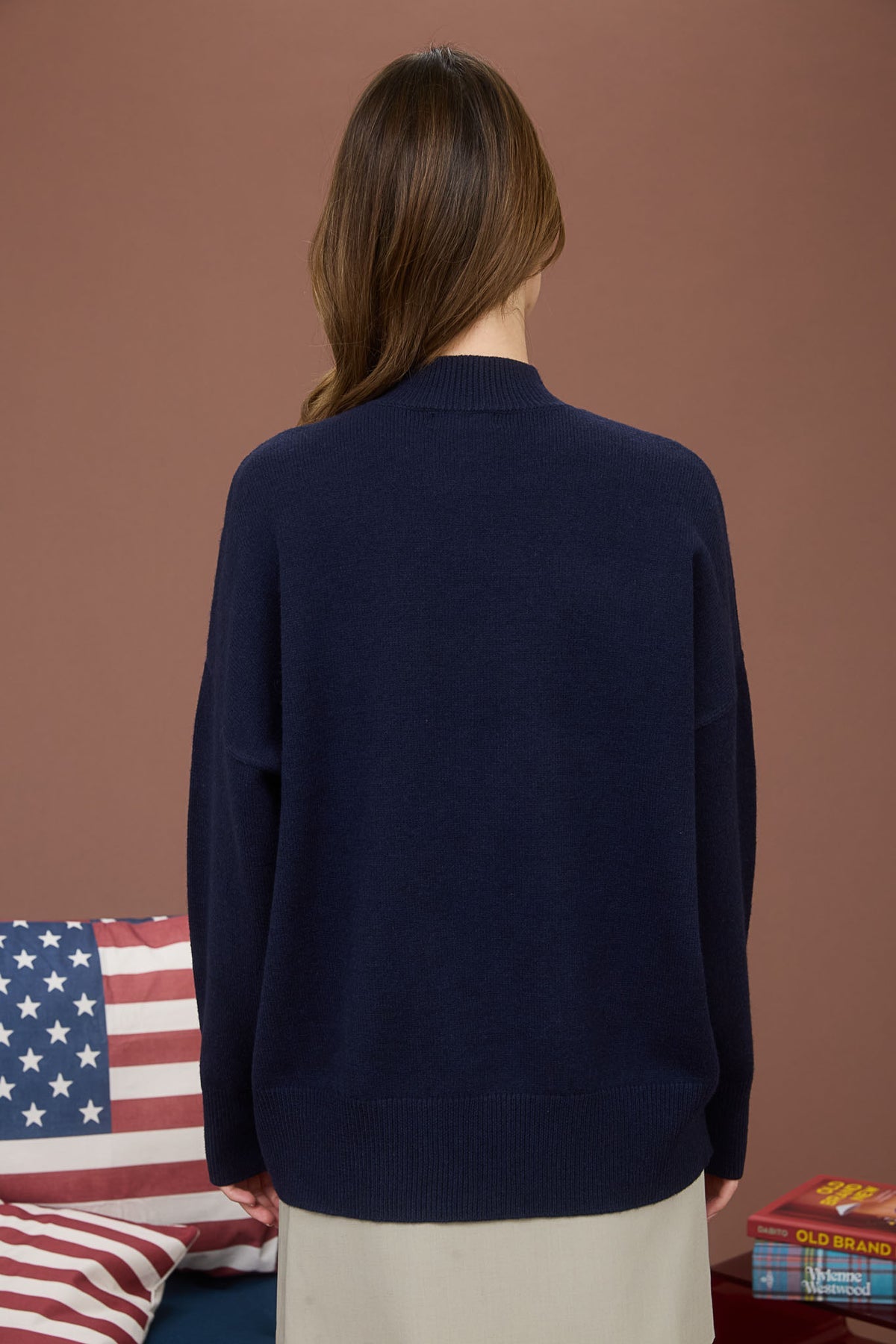 TW1960 Front Seam Mock Neck Sweater