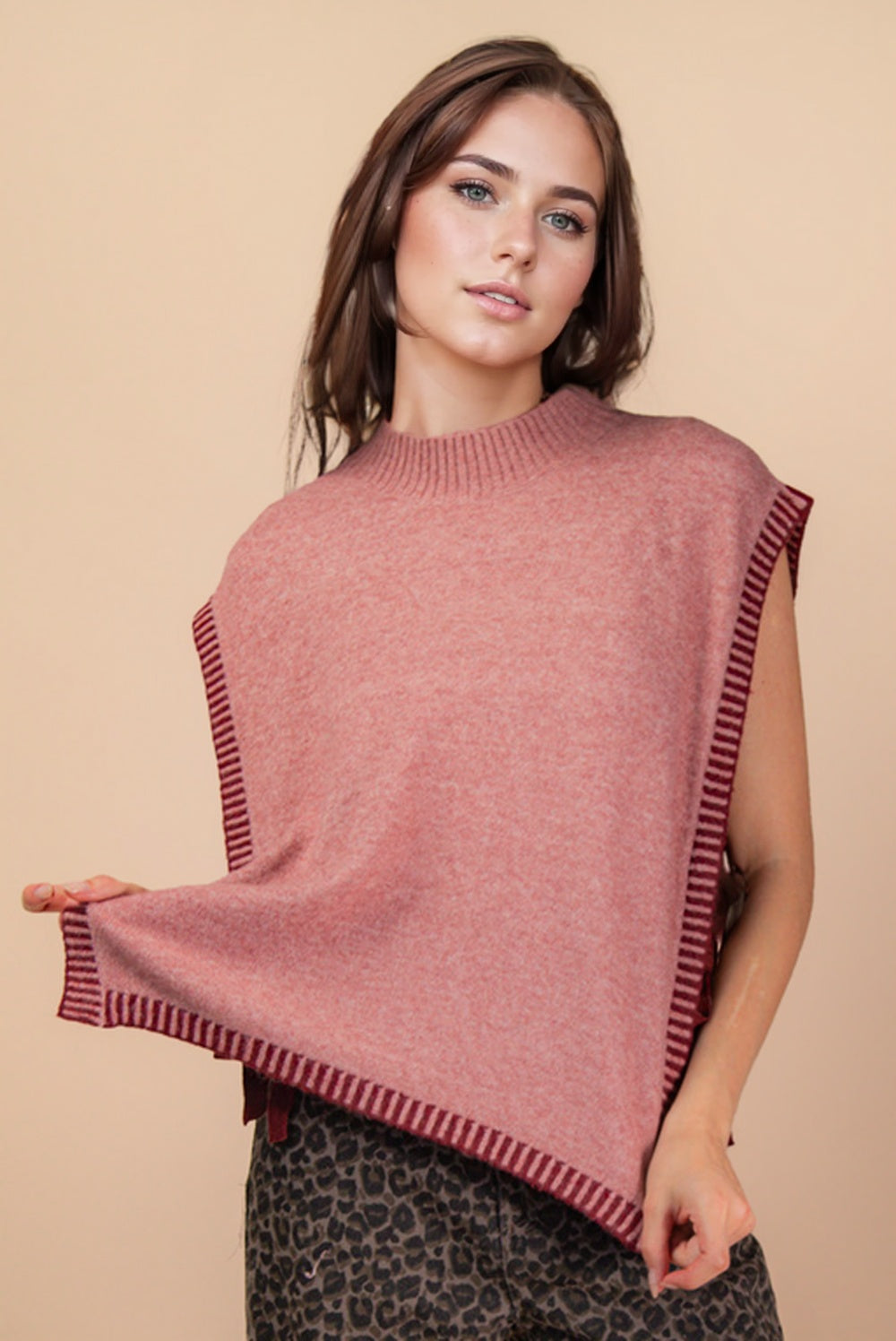 12W3547N Side Tie Sweater Vest