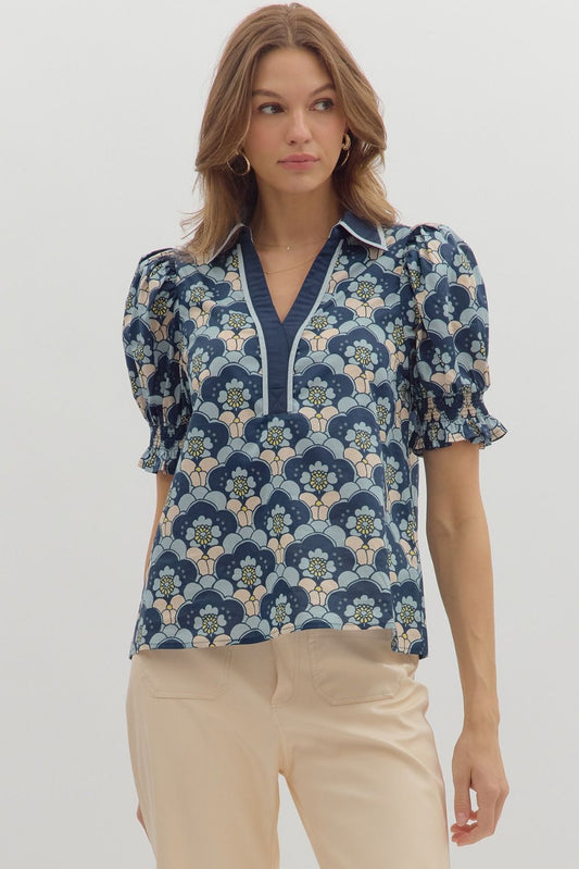 T27615 Abstract Floral Pattern Top