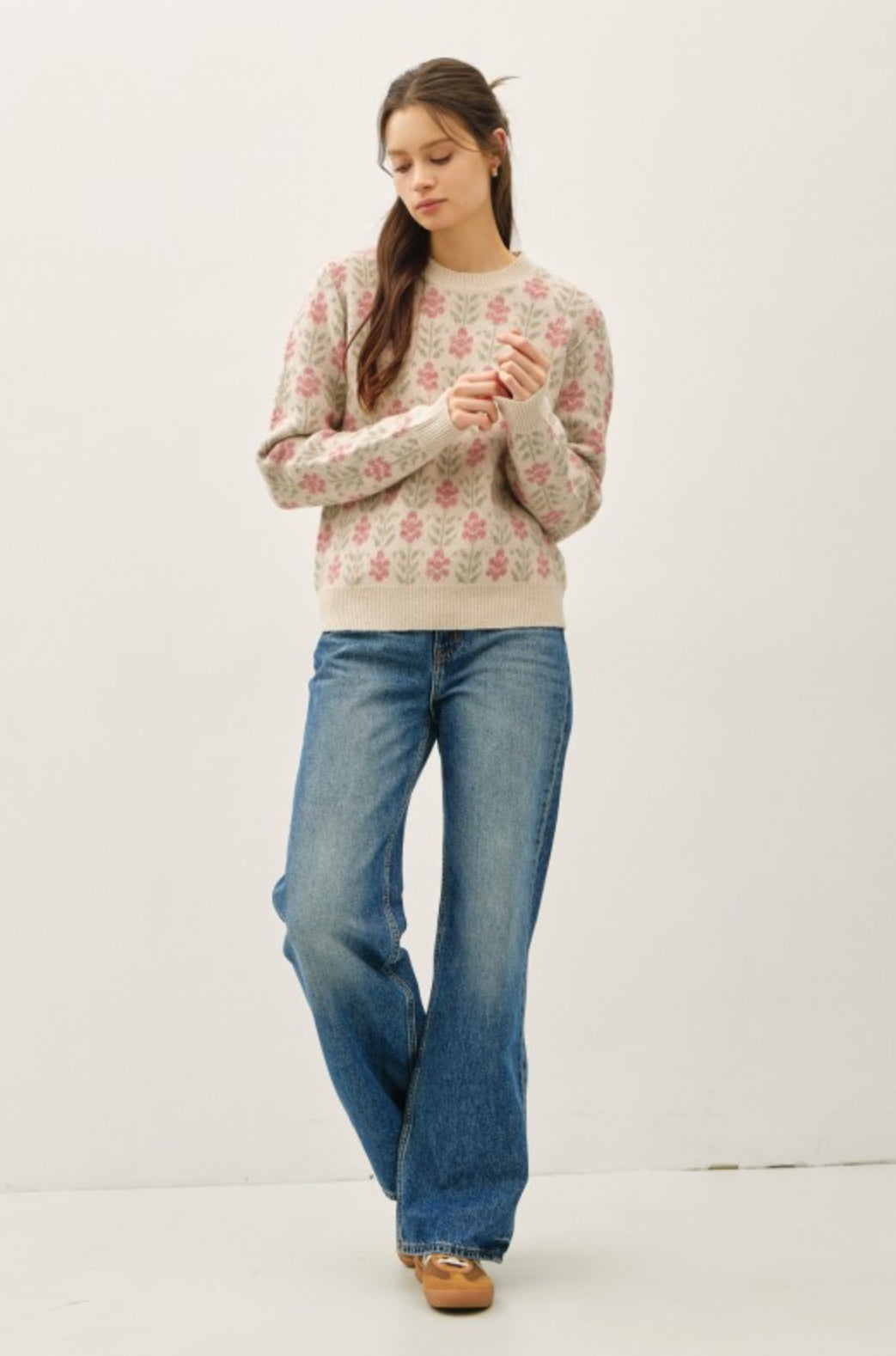 65360 Vintage Floral Jacquard Sweater