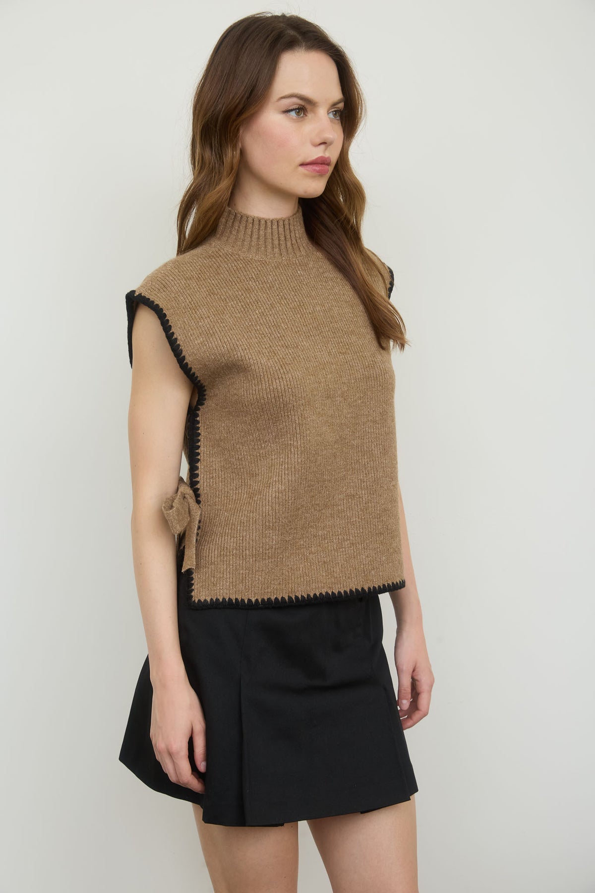 CR2733 Mock Neck Side Tie Sleeveless Sweater