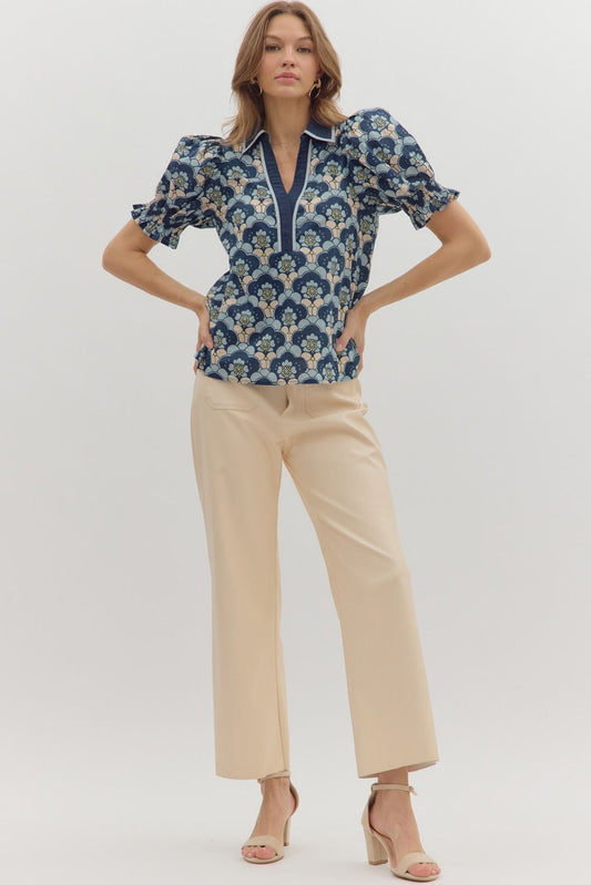 T27615 Abstract Floral Pattern Top