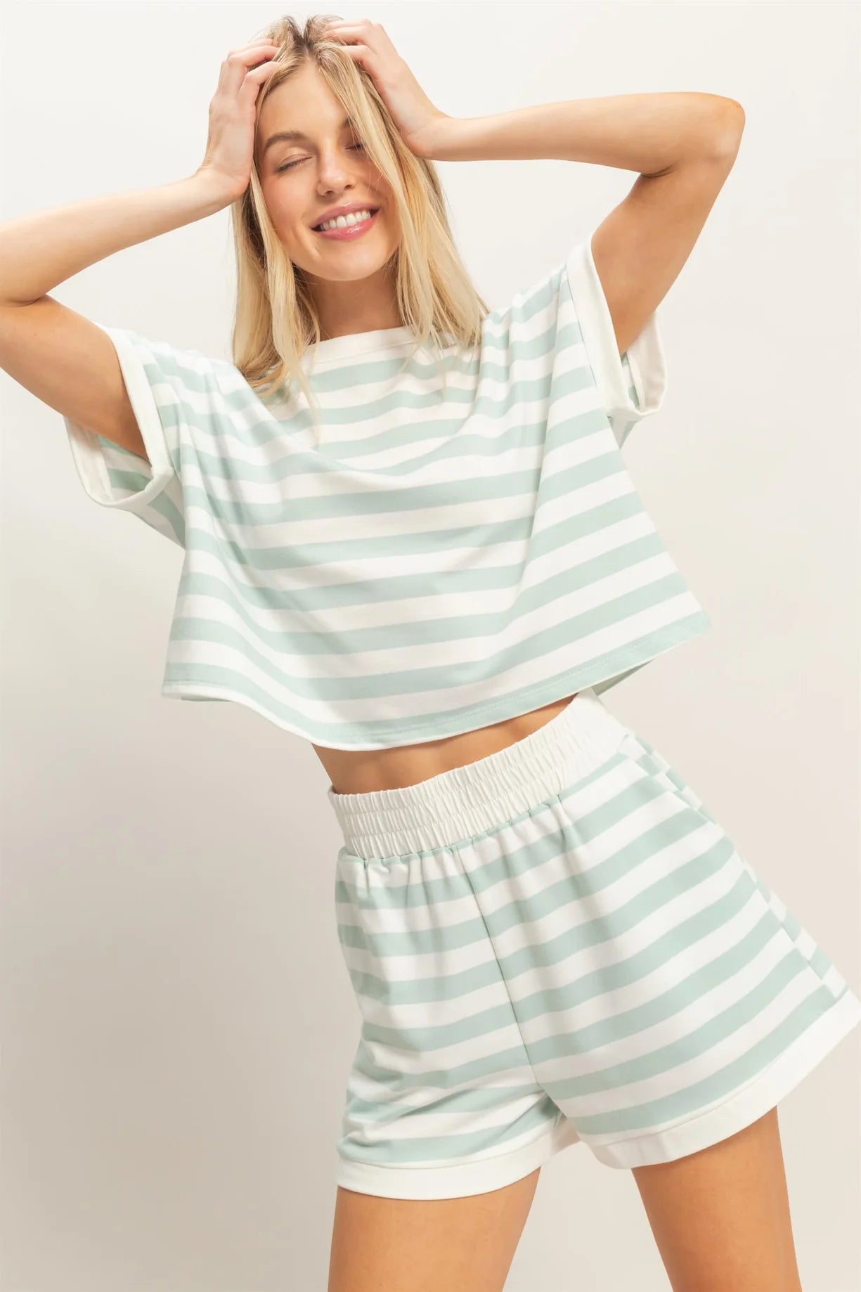 HF26C064-SET Striped Shorts Set