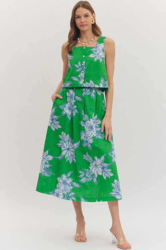 T30832 Botanical Print Sleeveless Top