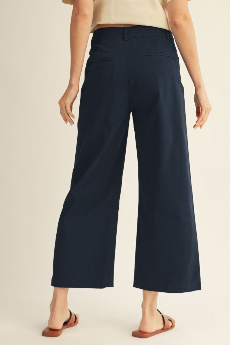 H50021 Scallop Pocket Detail Wide Leg Pants