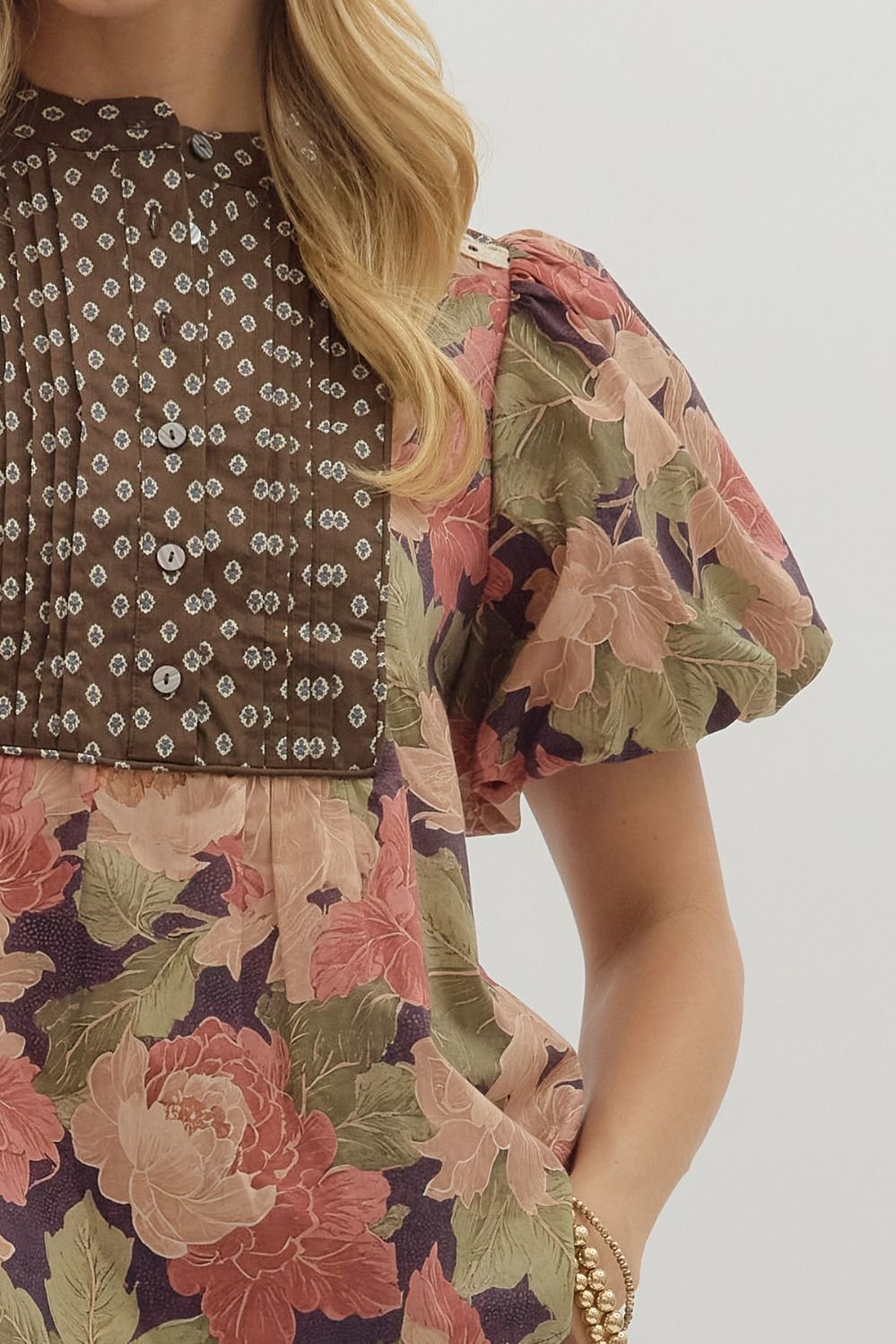 T28196 Floral Pattern Bubble Sleeve Top
