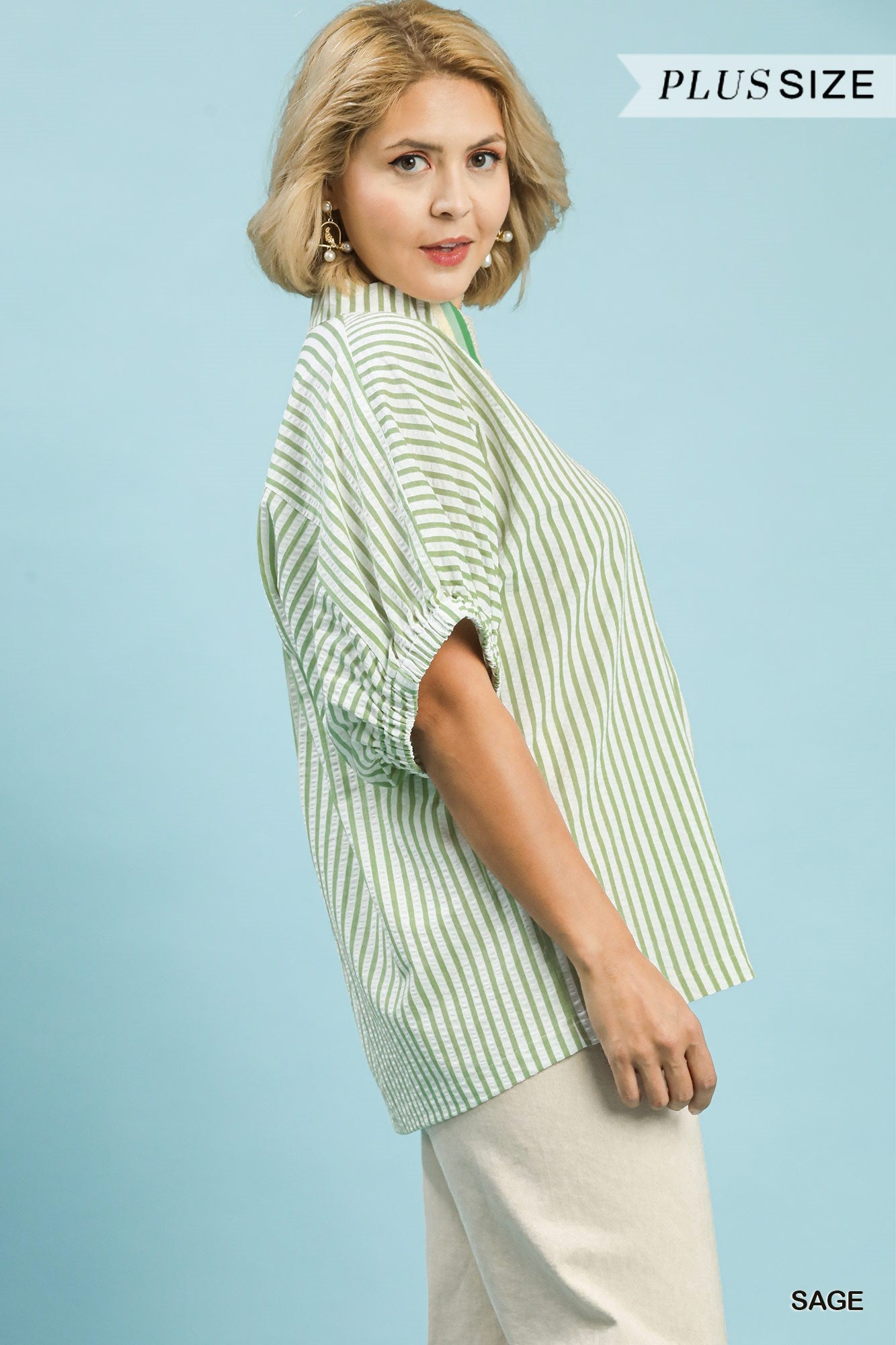 WK1773 Curvy Striped Top with Lace Trim Detail