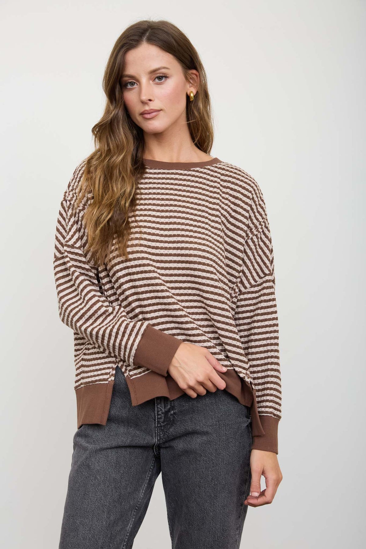 B6ST1004 Stripe Exposed Seam Top