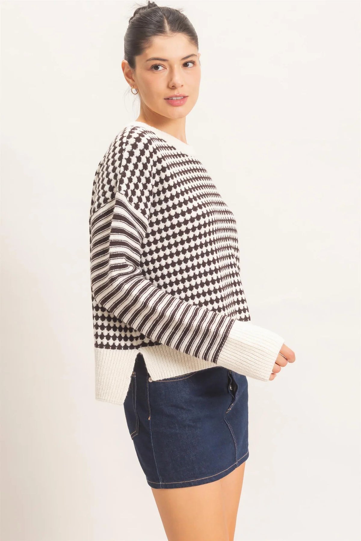 HF26E821 Mixed Pattern Sweater