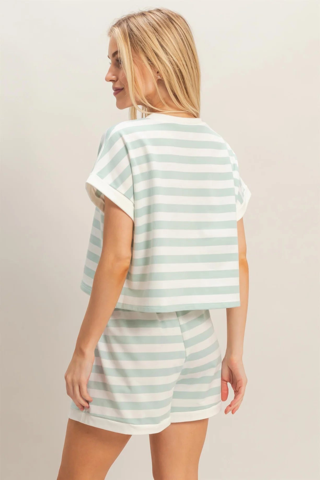 HF26C064-SET Striped Shorts Set
