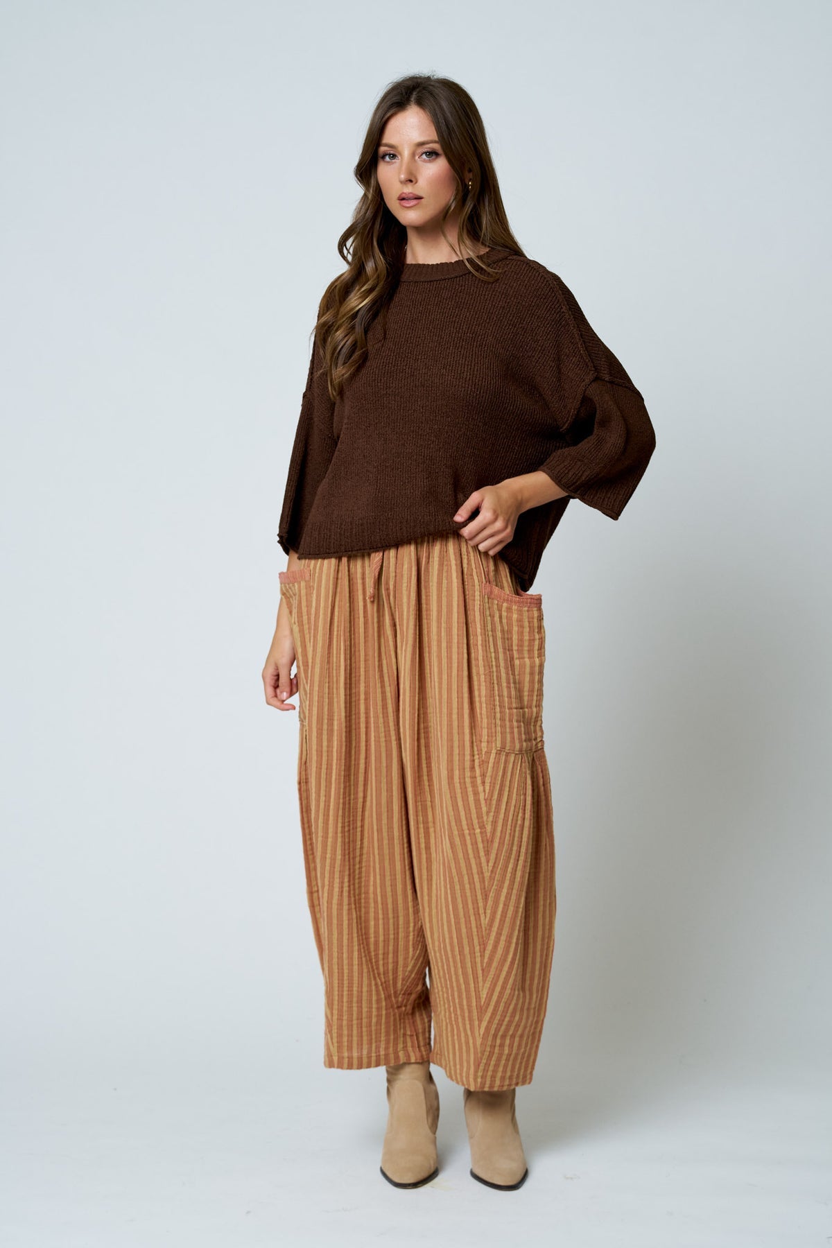 B6FT1003 Dolman Sleeve Top