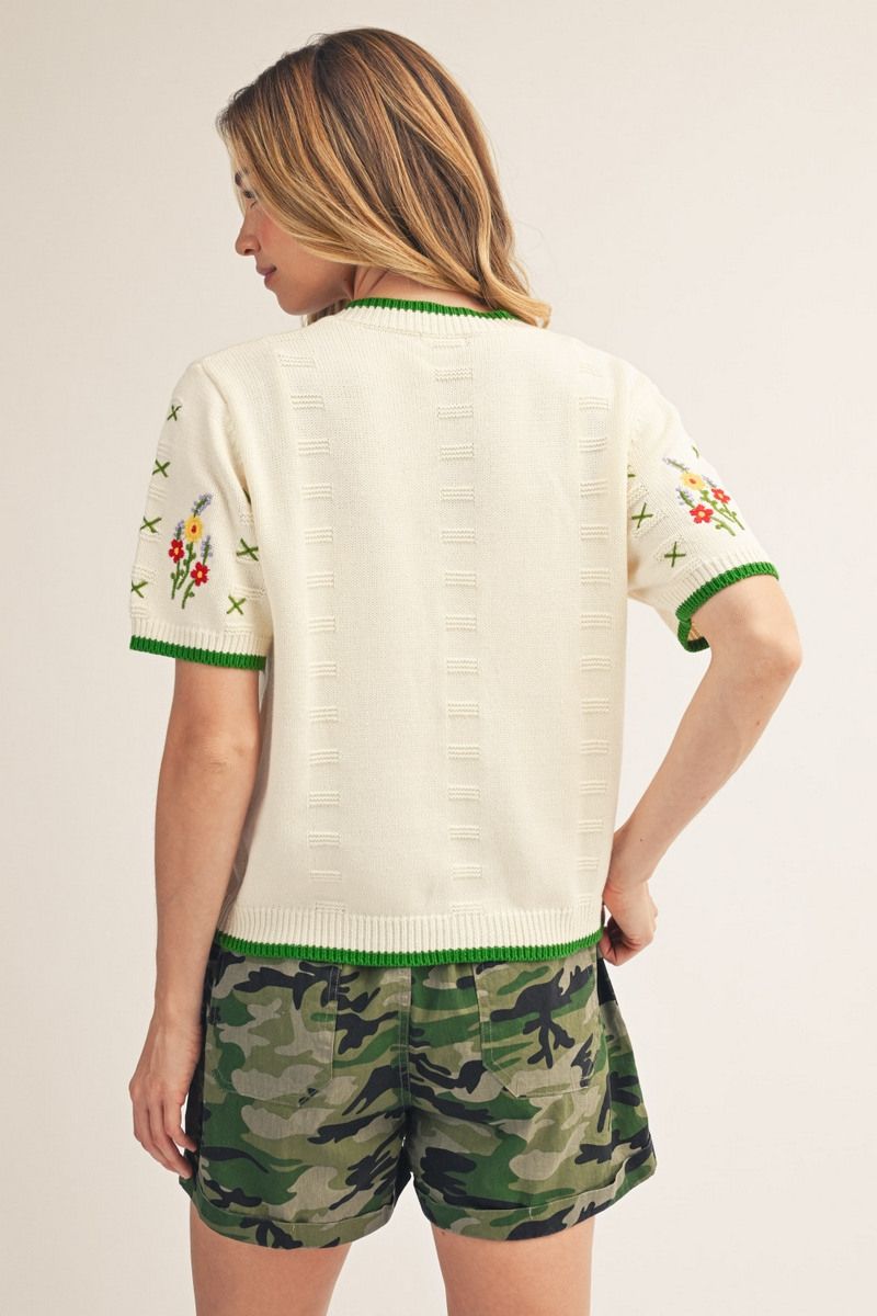 H50512 Floral Embroidered Sweater