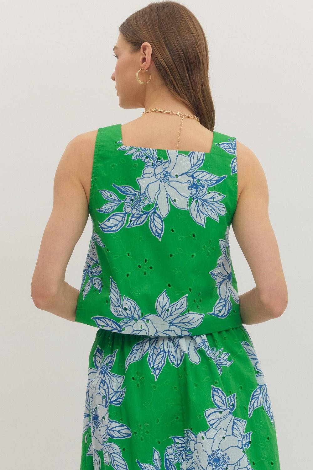 T30832 Botanical Print Sleeveless Top