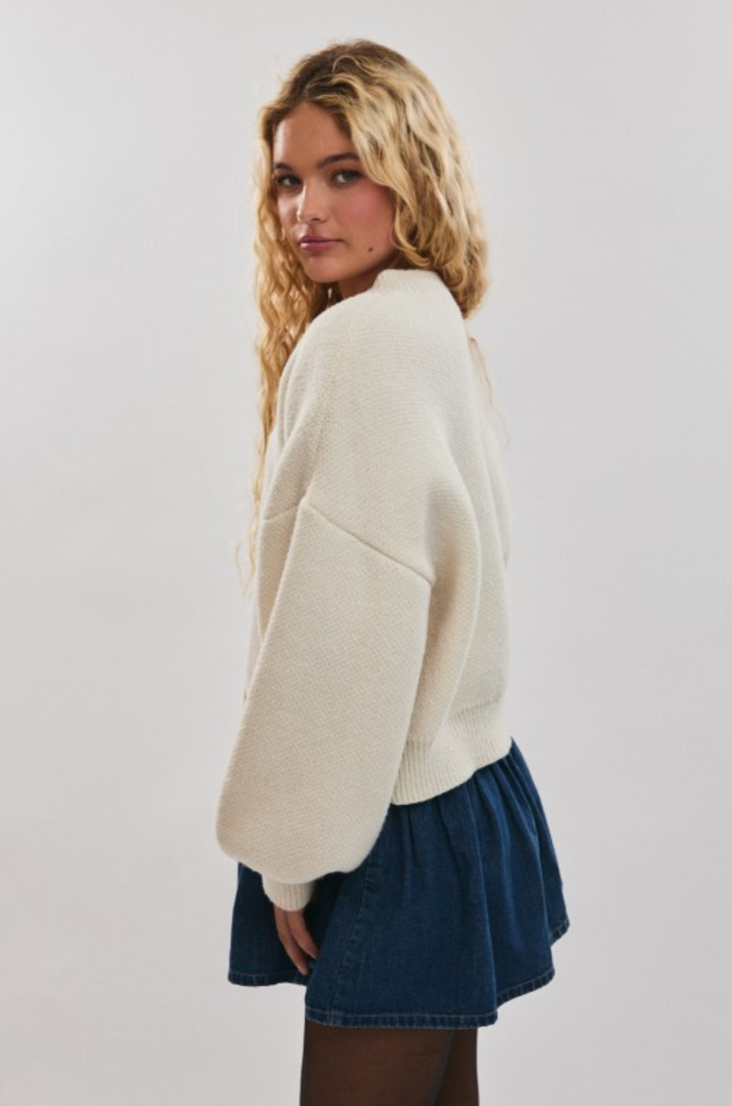 IWJ5532-2 Long Sleeve Sweater Cardigan