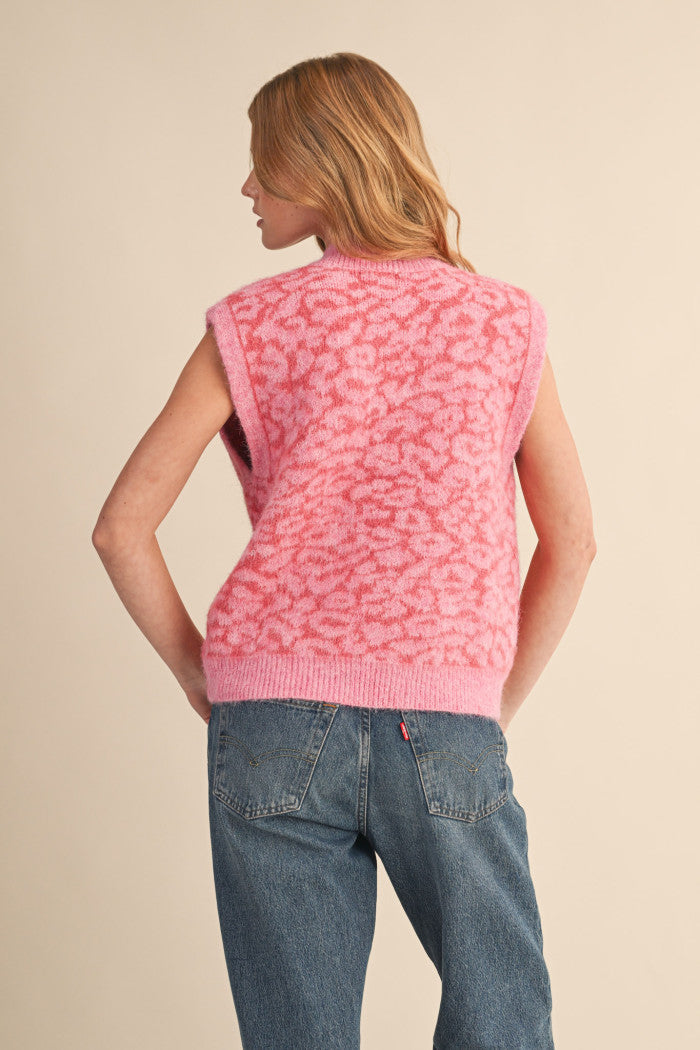 MSW11240 Leopard Sweater Vest