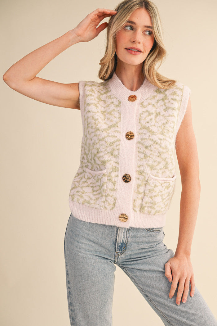 MSW11240 Leopard Sweater Vest