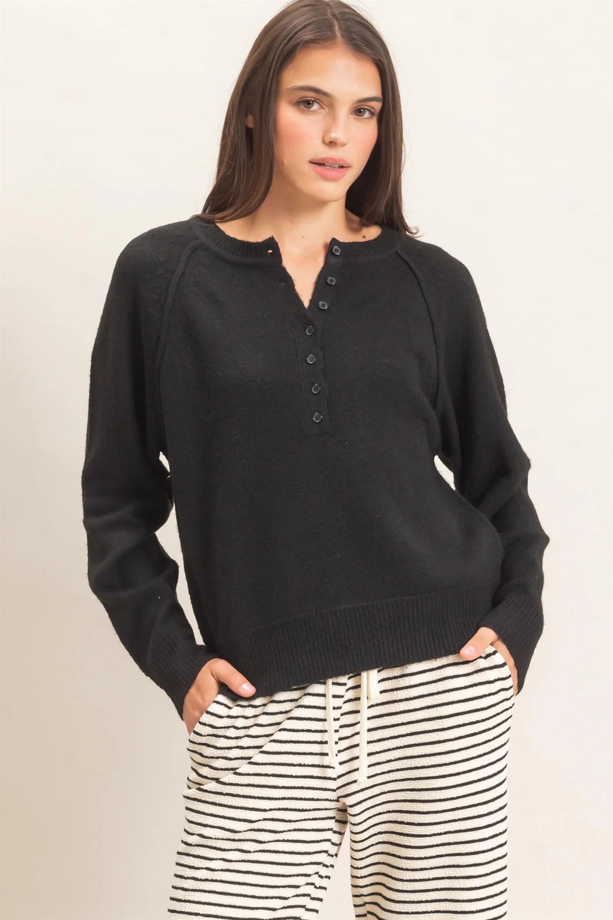 HF26E152 Button Front Raglan Sweater