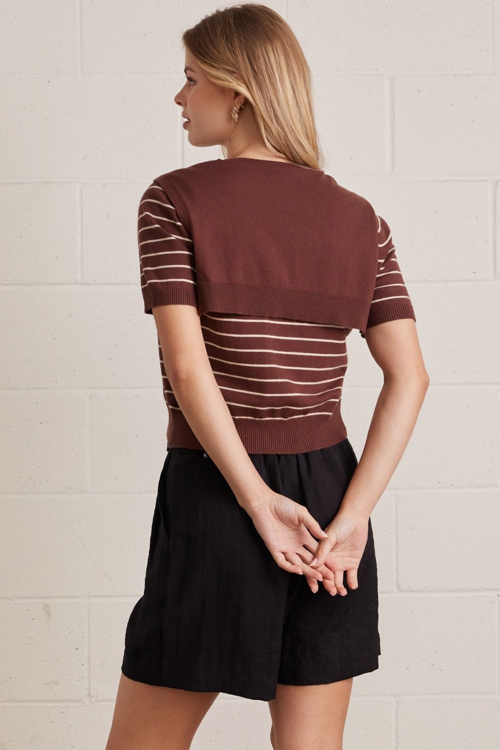 T31923 Scarf Detail Striped Short Sleeve Top