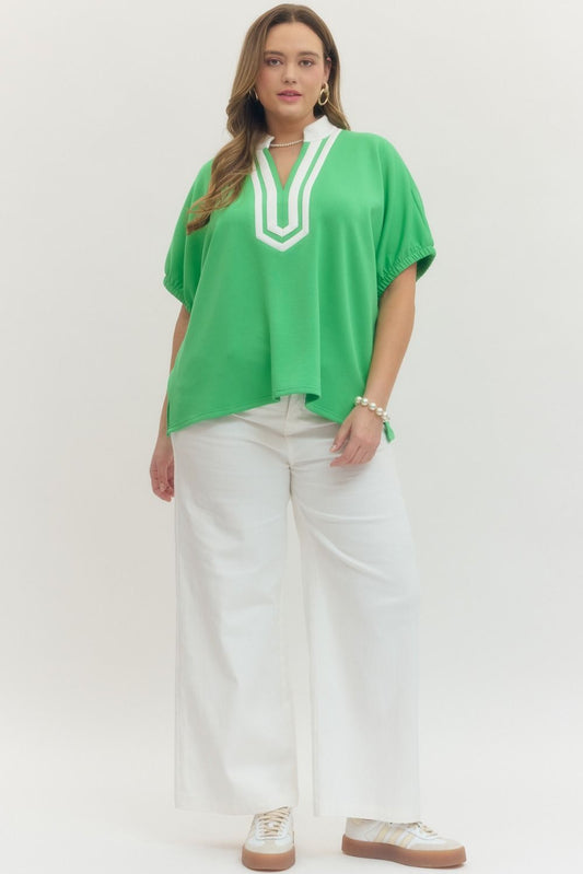 T29735P Curvy Solid Short Sleeve Top