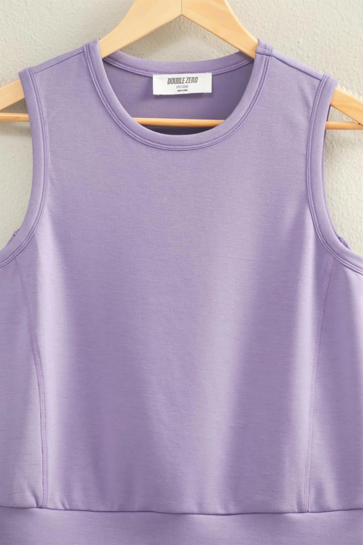 DZ26C709 Sleeveless Top