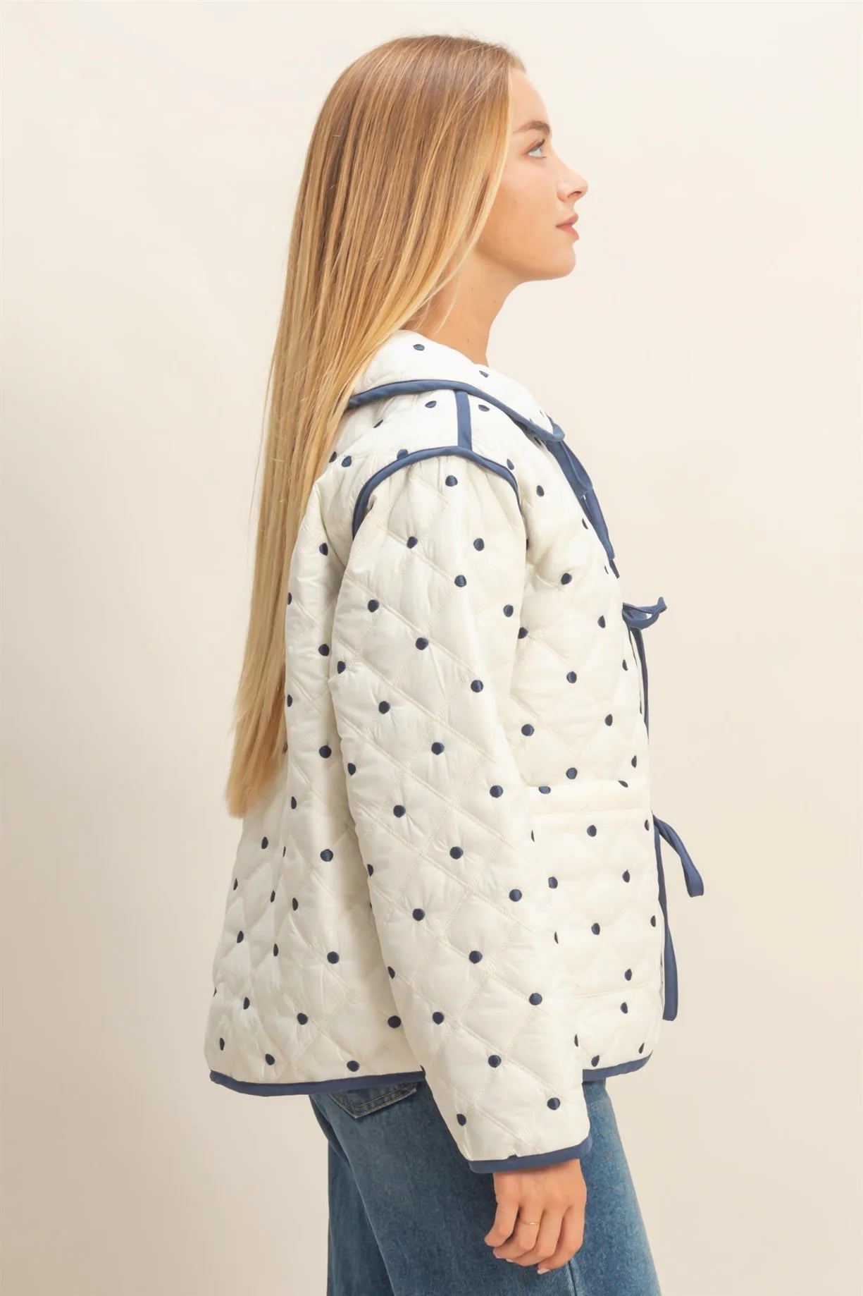 HF26A086 Polkadot Quilted Front Tie Jacket