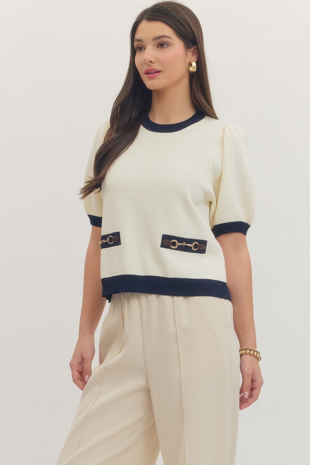 T31107 Horsebit Accent Top