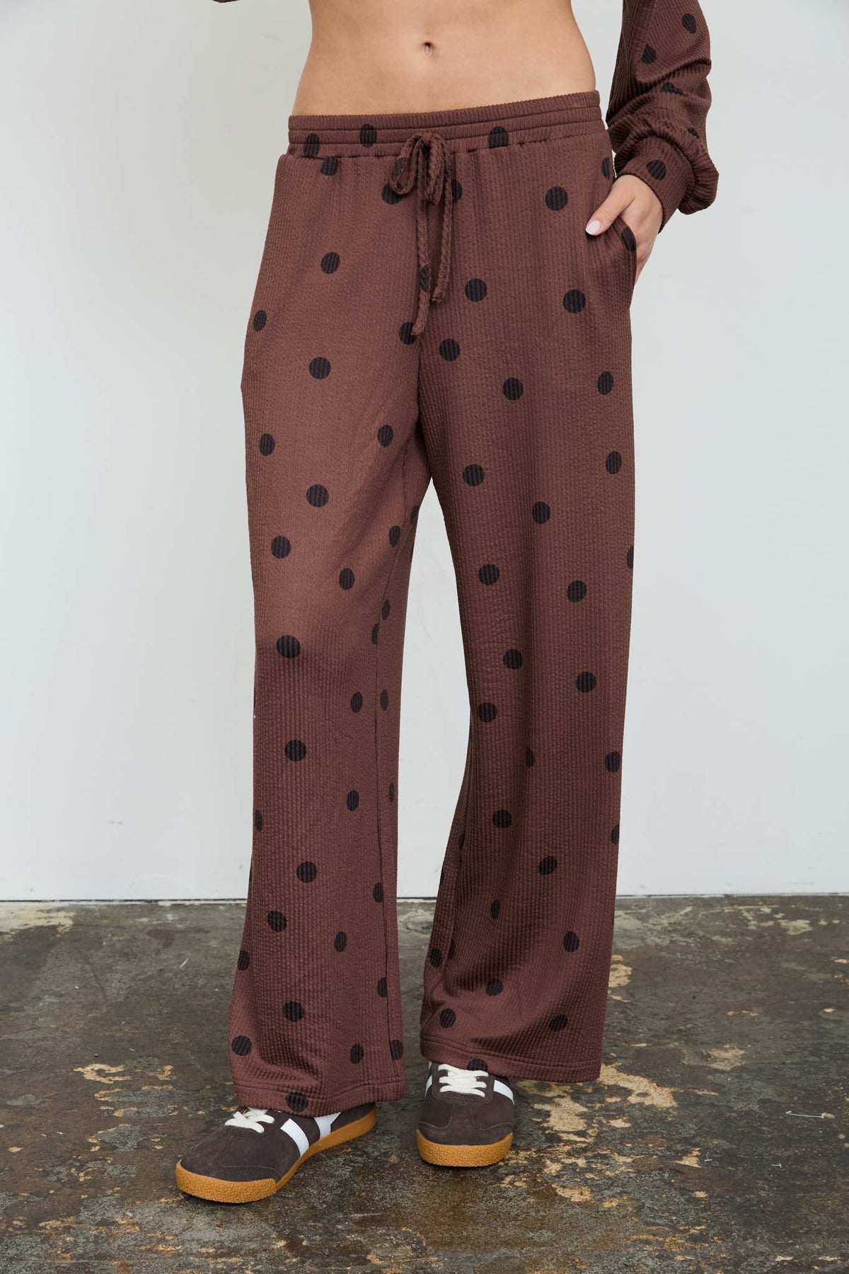 J6FX1019-B Textured Polka Dot Pants