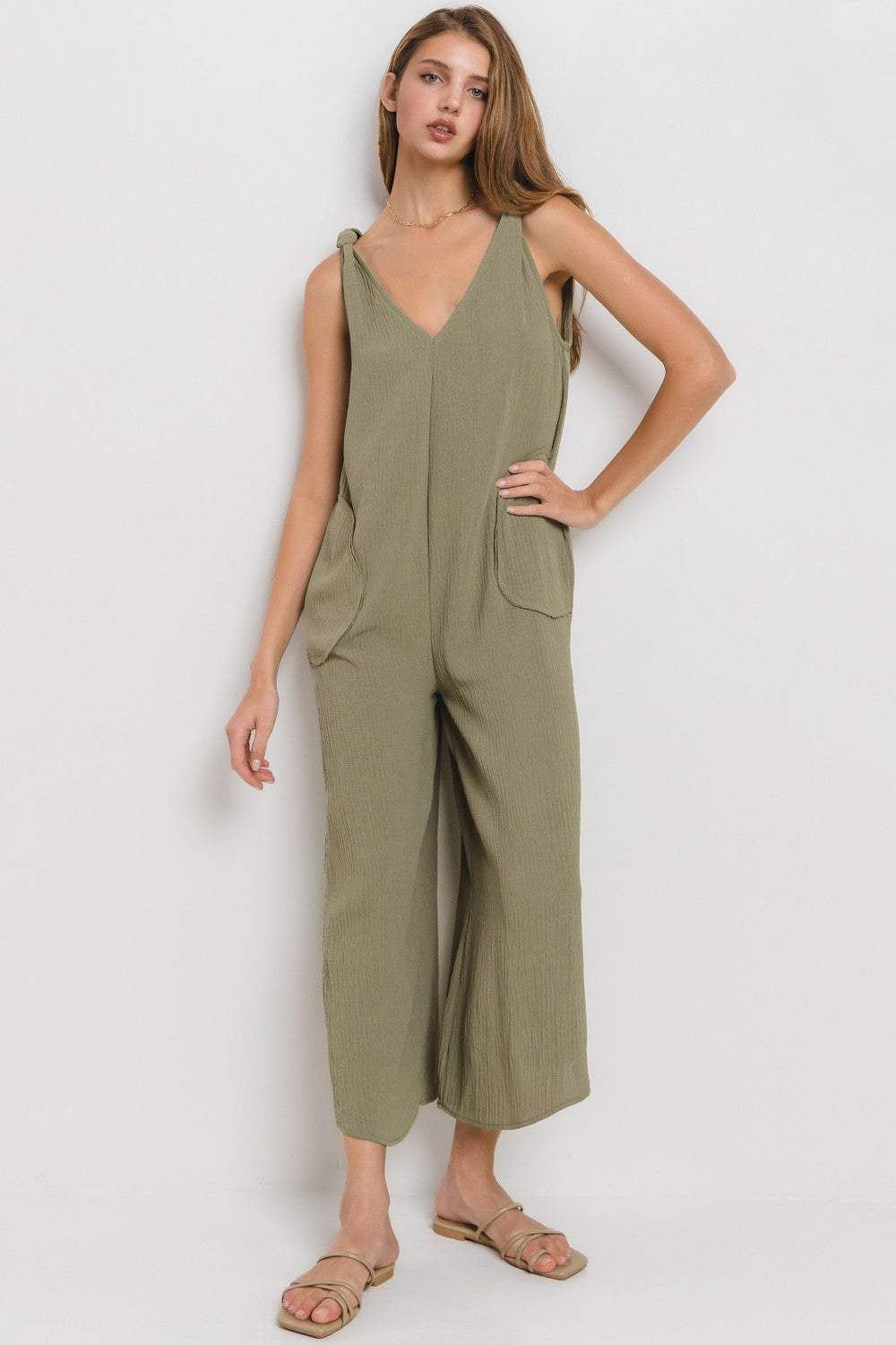 BEU62052SA Solid V-Neck Jumpsuit