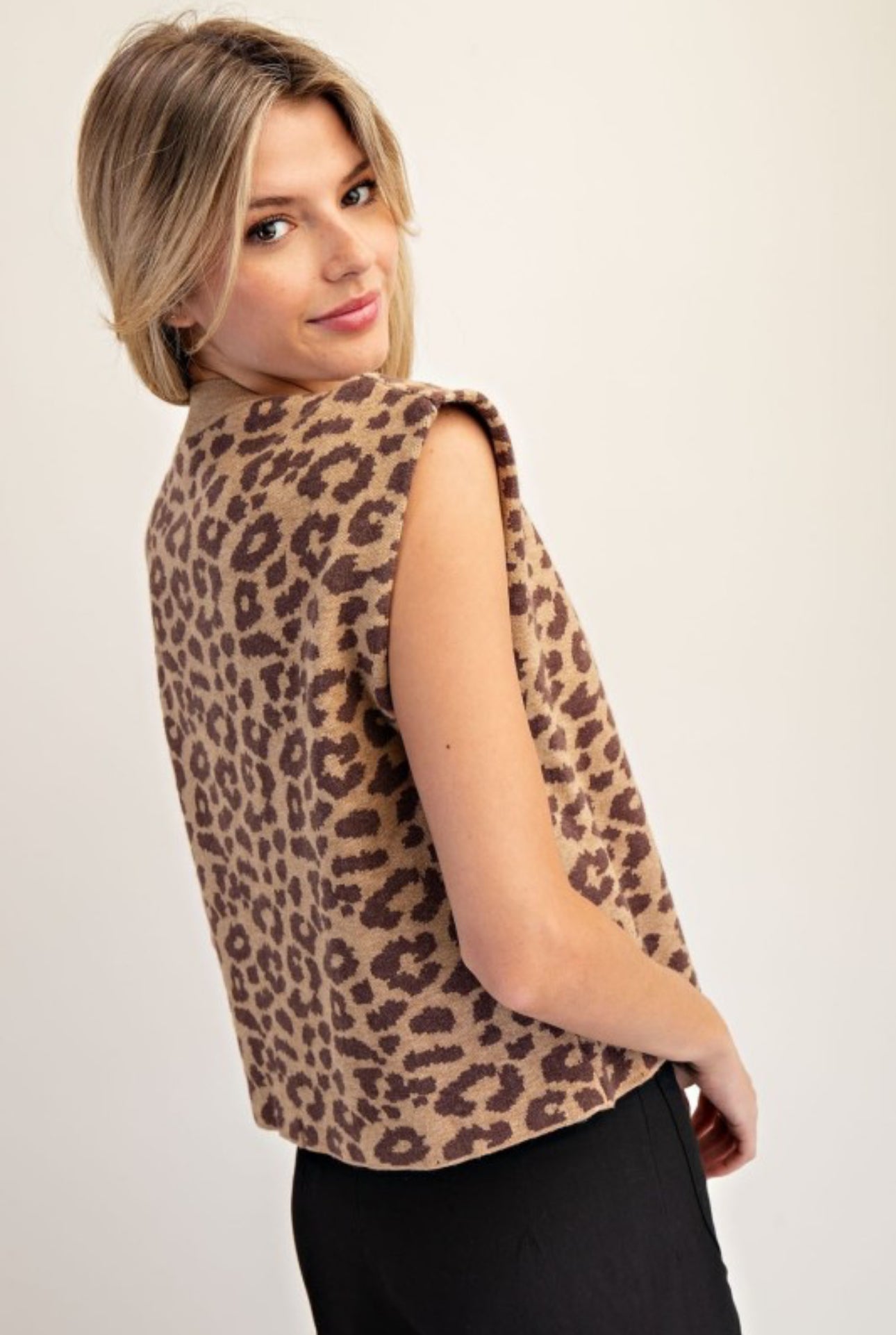 SK14066 Leopard Printed Sleeveless Sweater