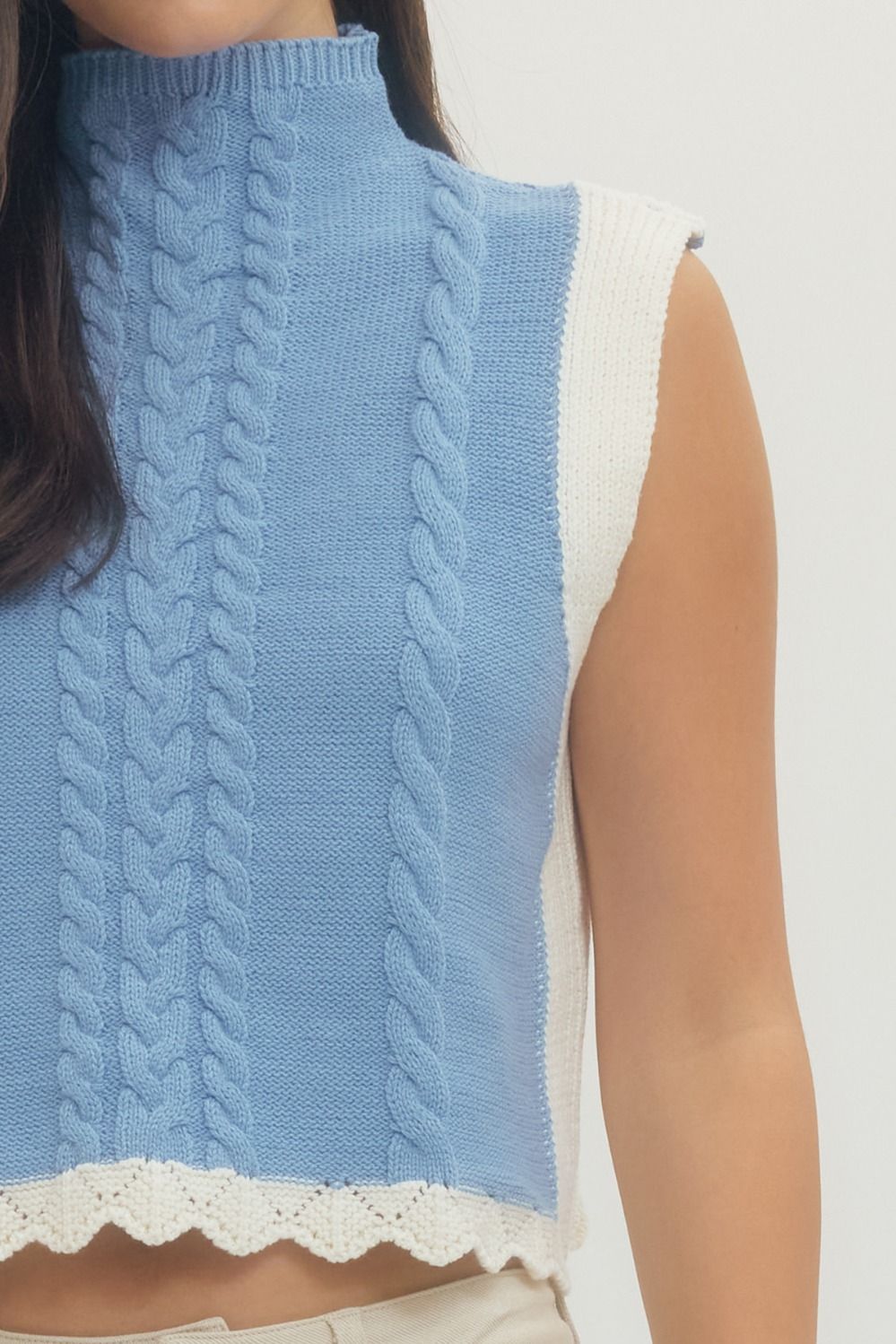 T29969 Colorblock Sleeveless Top