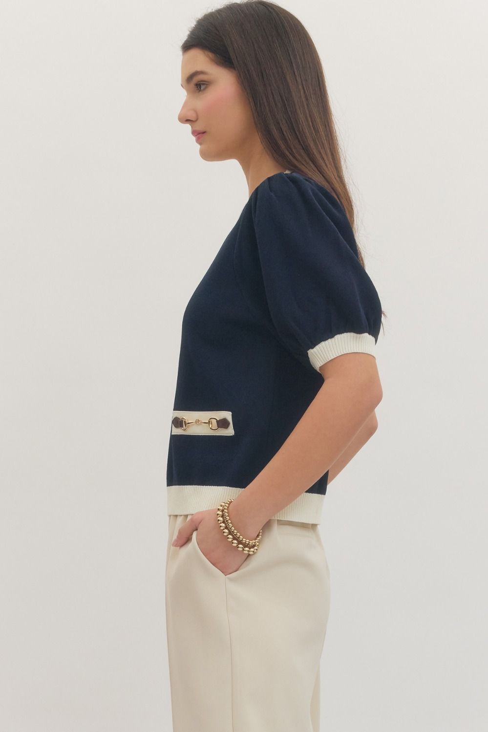 T31107 Horsebit Accent Top