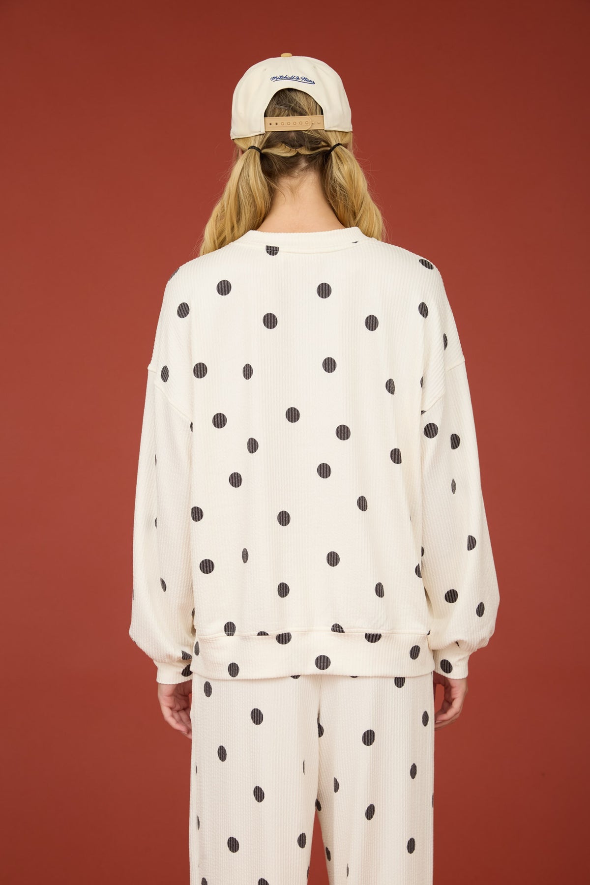J6FX1019-T Polka Dot Textured Top