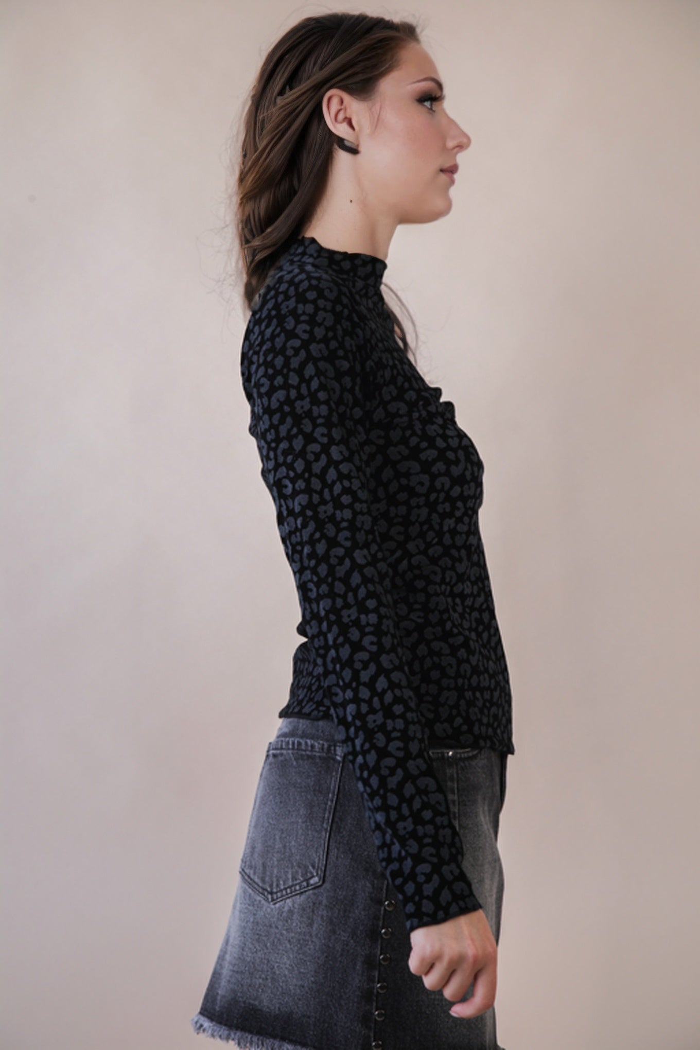 NT12375 Leopard and Stone Fitted Top