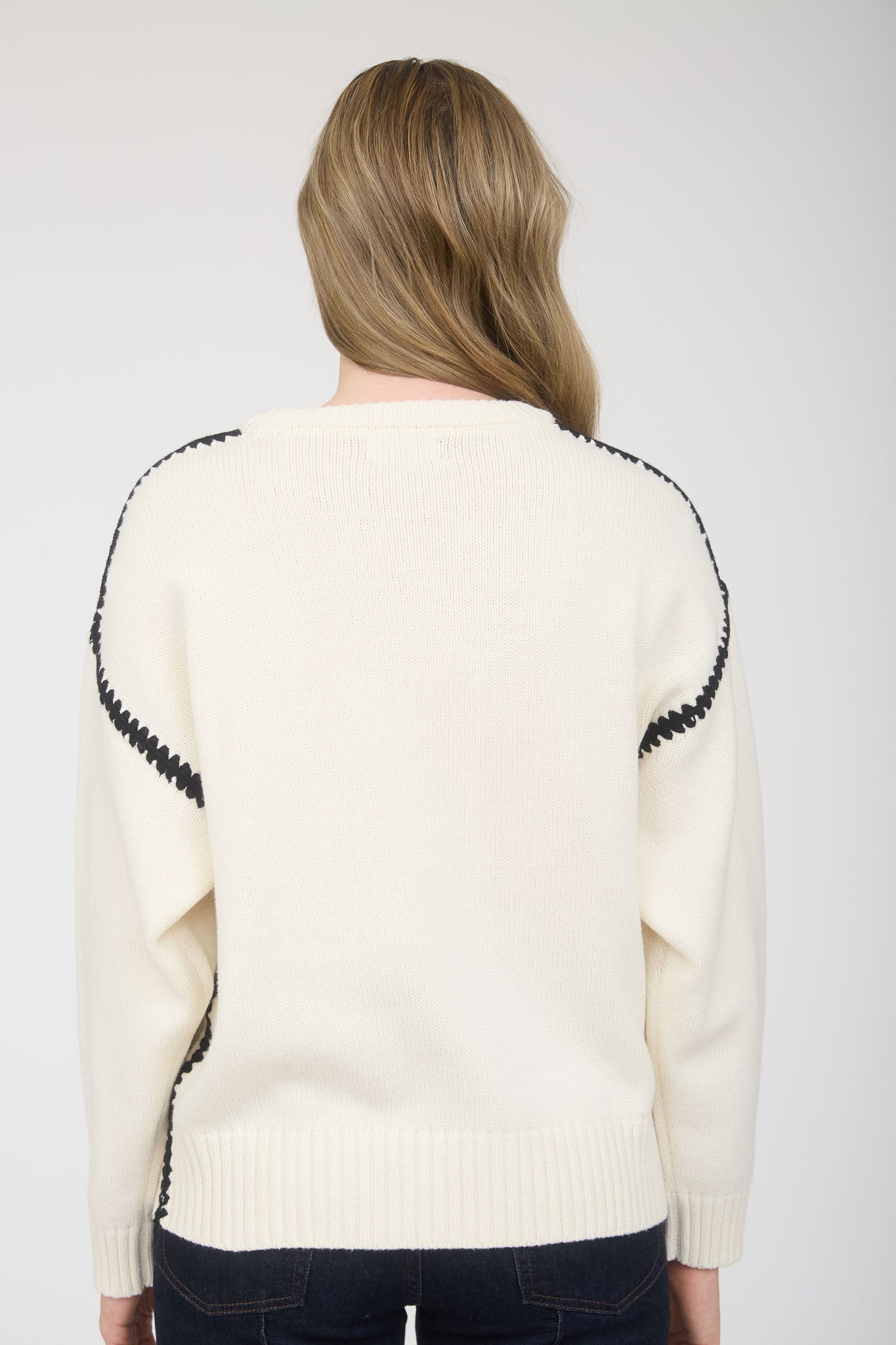 TW1987 Contrast Stitch Sweater