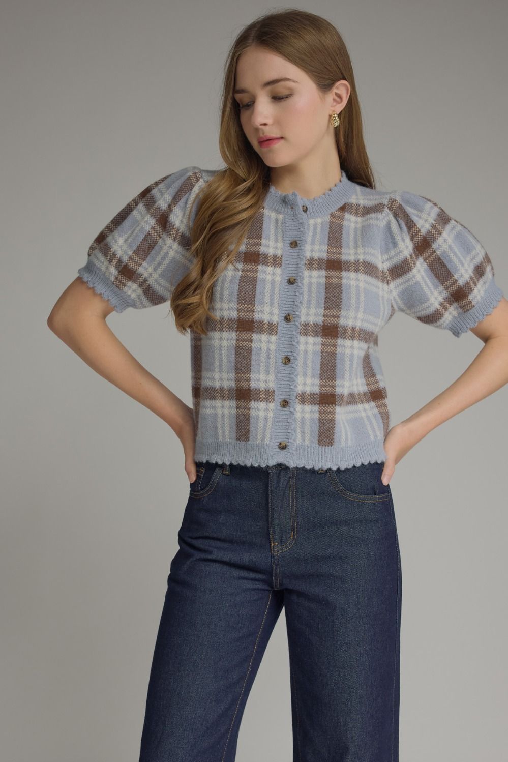 T32127 Plaid Sweater Top