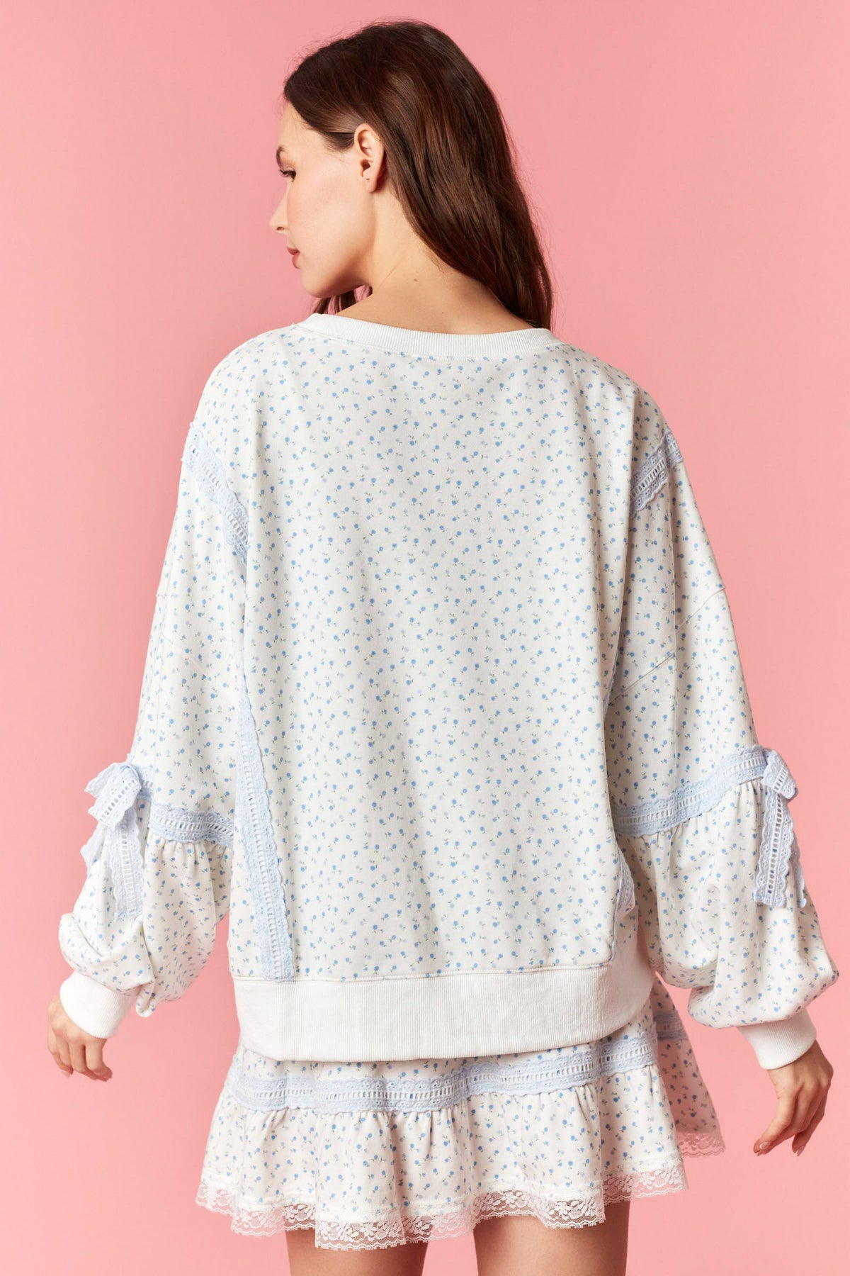 IKT200718-02 Ditsy Floral Sweatshirt