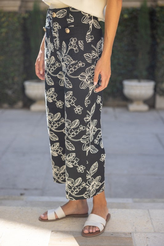 36836 Floral Embroidered Pants