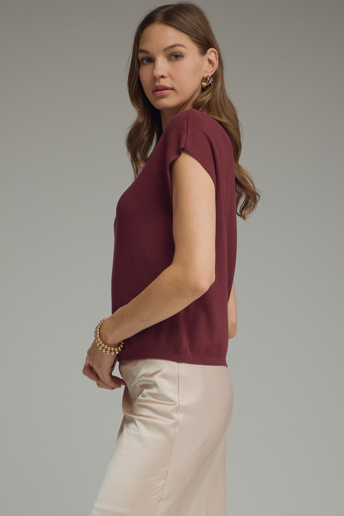 T29142 Solid Cap Sleeve Top