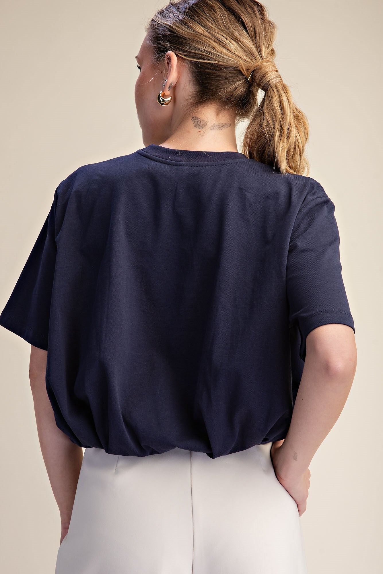 T9121 Cropper Bubble Hem Top