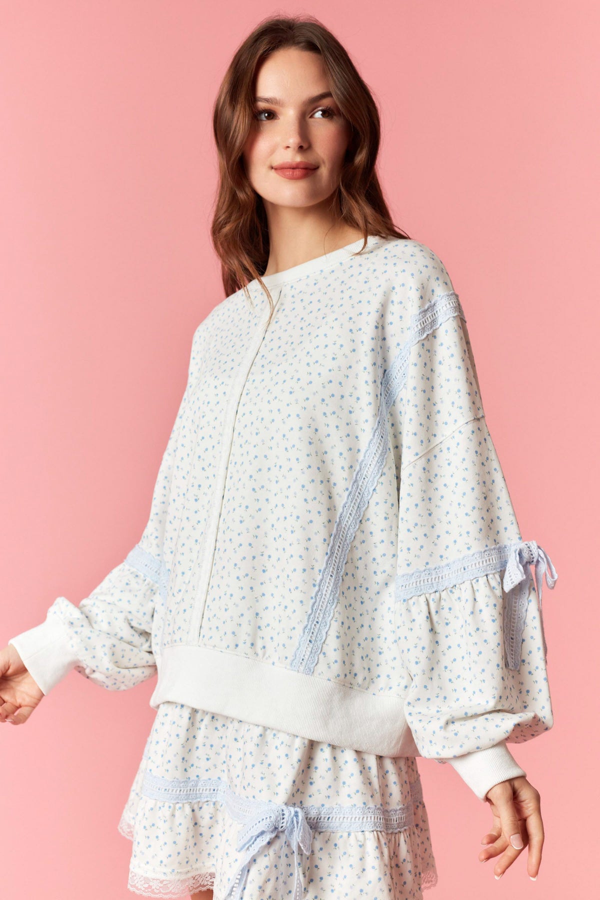 IKT200718-02 Ditsy Floral Sweatshirt
