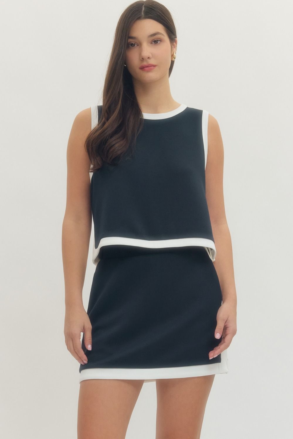 T28725 Solid Sleeveless Top