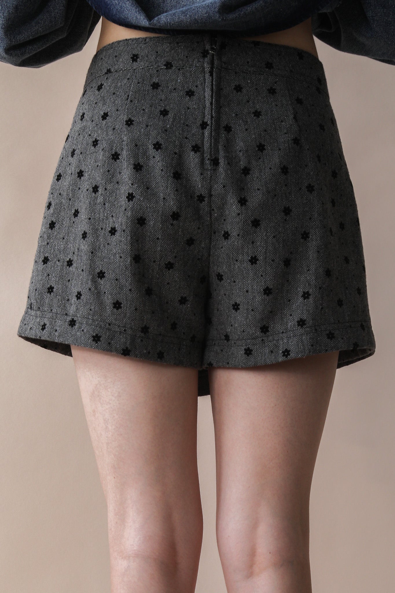 NP70934 Floral Embroidery Skort