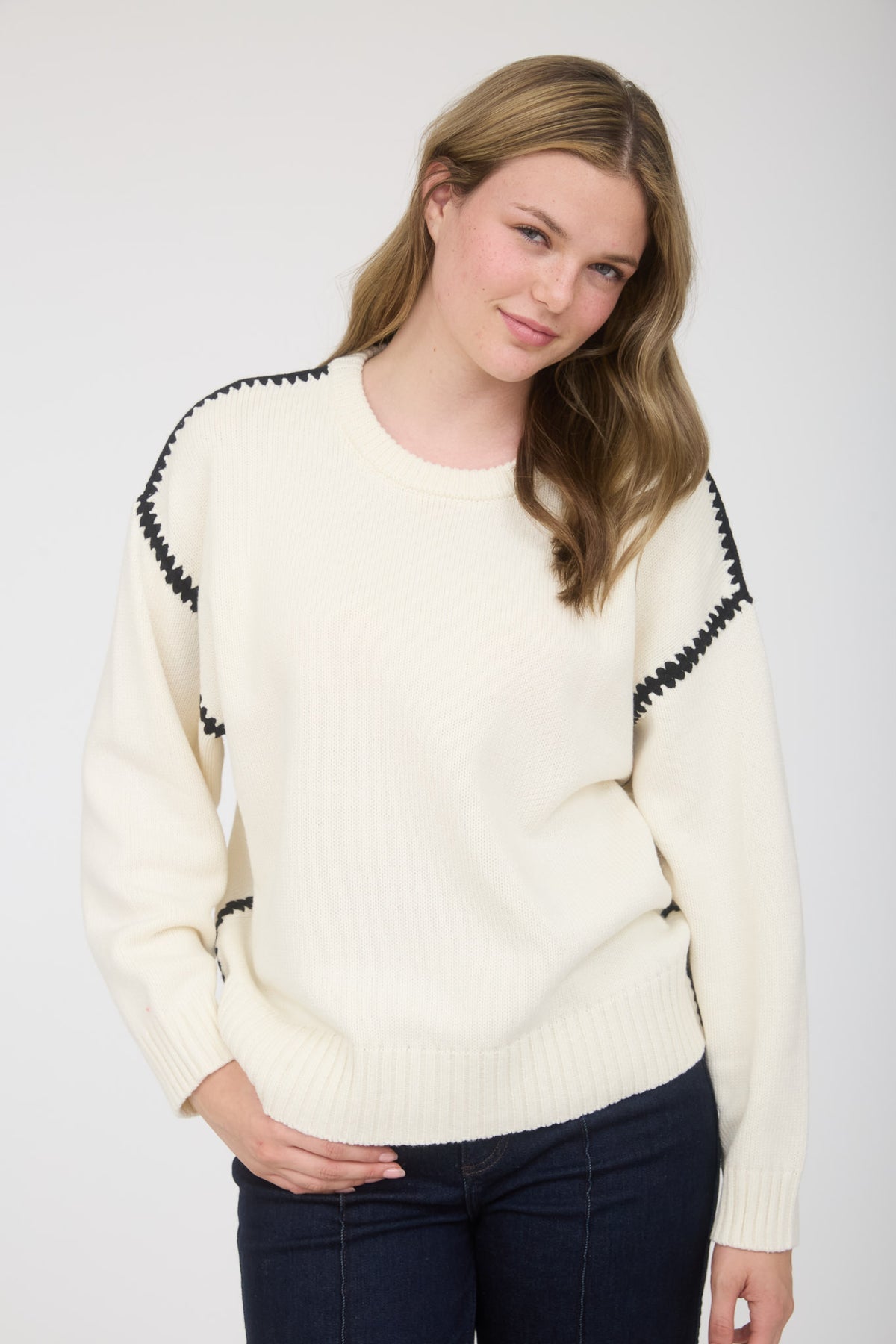 TW1987 Contrast Stitch Sweater