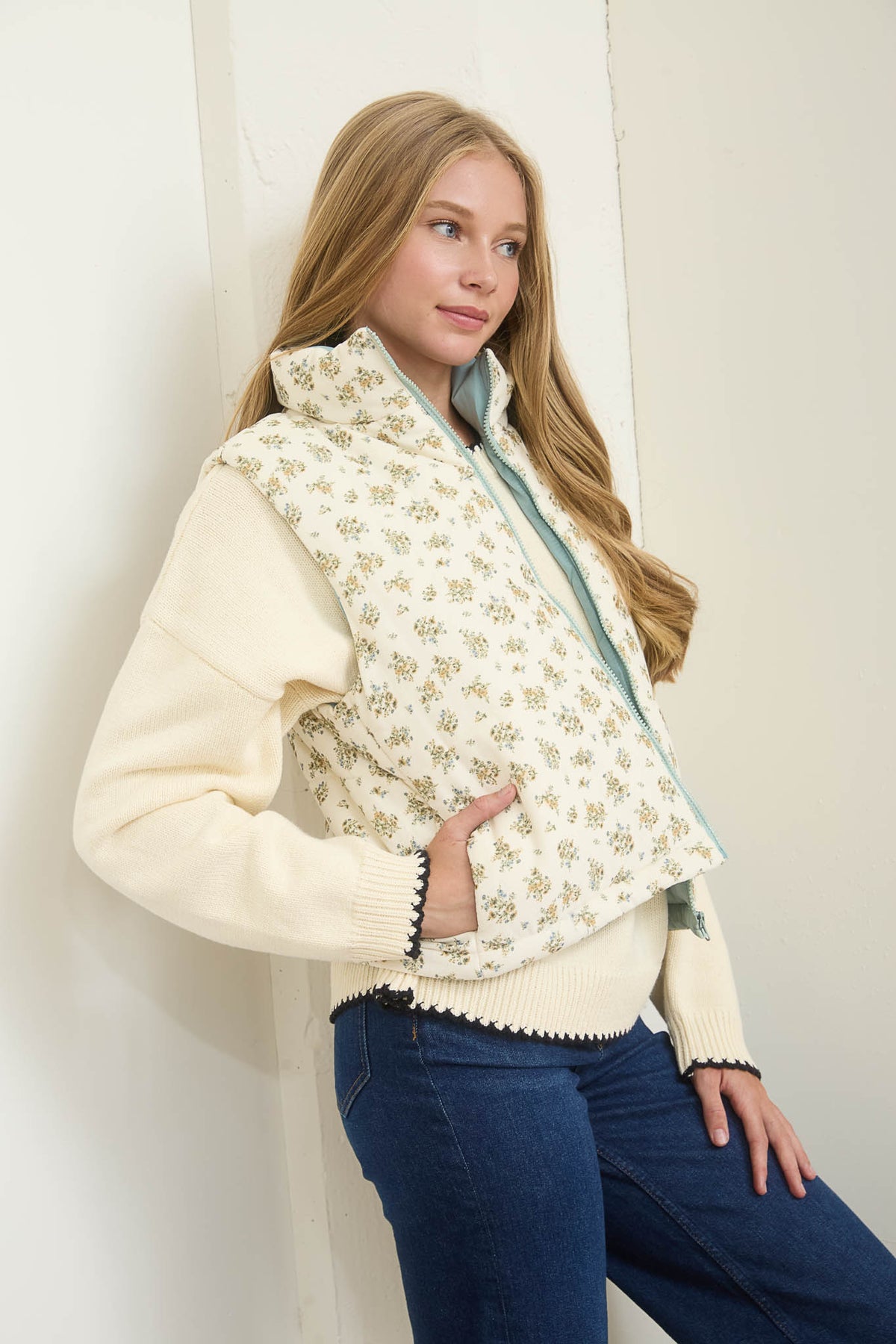 CR2721 Floral Puffer Vest