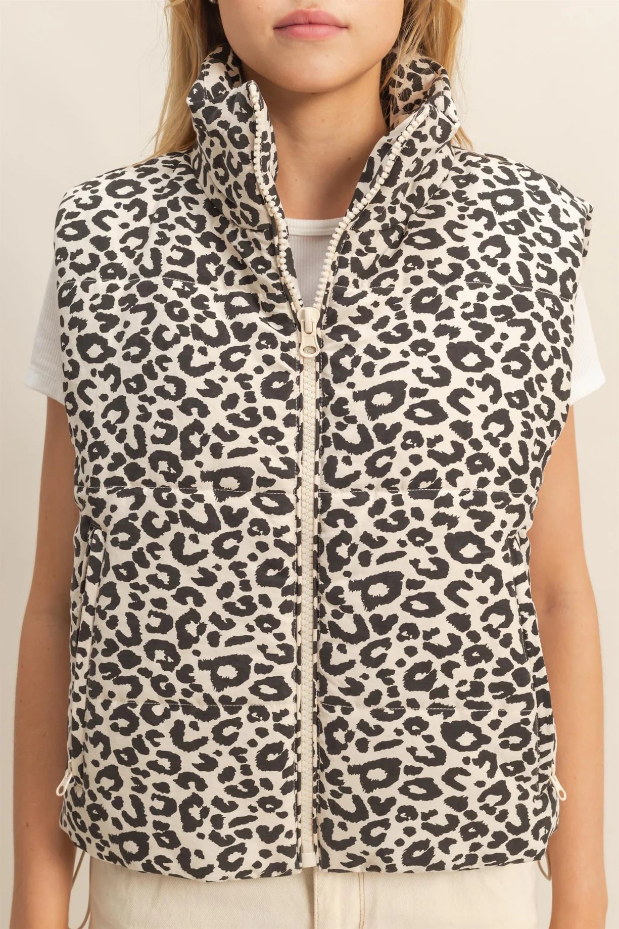 HF25E691 Leopard Print Puffer Vest