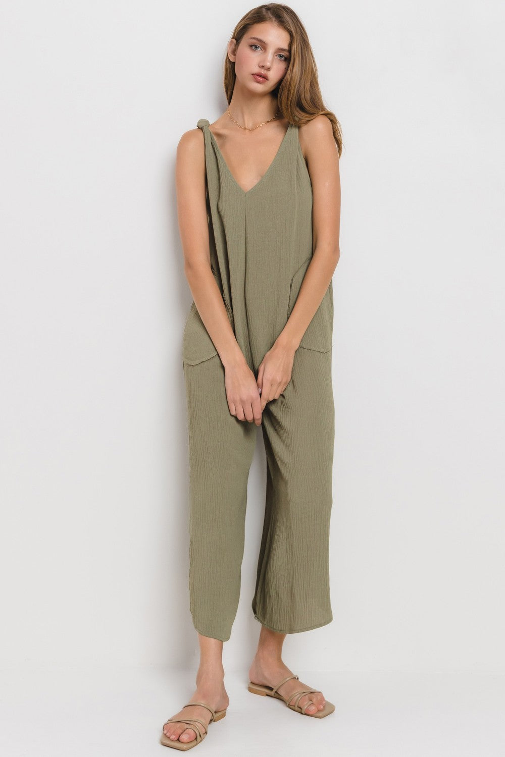 BEU62052SA Solid V-Neck Jumpsuit