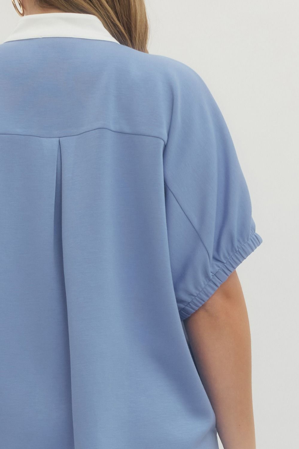 T29735P Curvy Solid Short Sleeve Top
