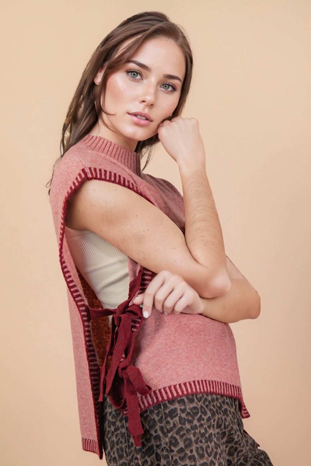 12W3547N Side Tie Sweater Vest