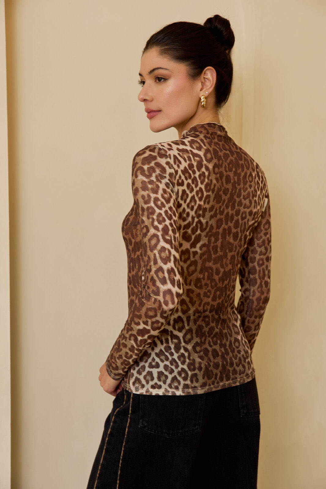 MT10693 Mock Neck Mesh Print Top